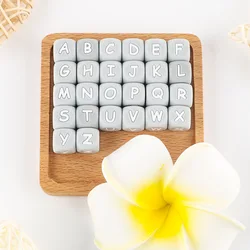 Cuentas de letras de silicona para bebé del alfabeto inglés y gris, 12MM, 10 Uds., letras de cuentas para fabricación de joyería, accesorios de cadena de chupete DIY