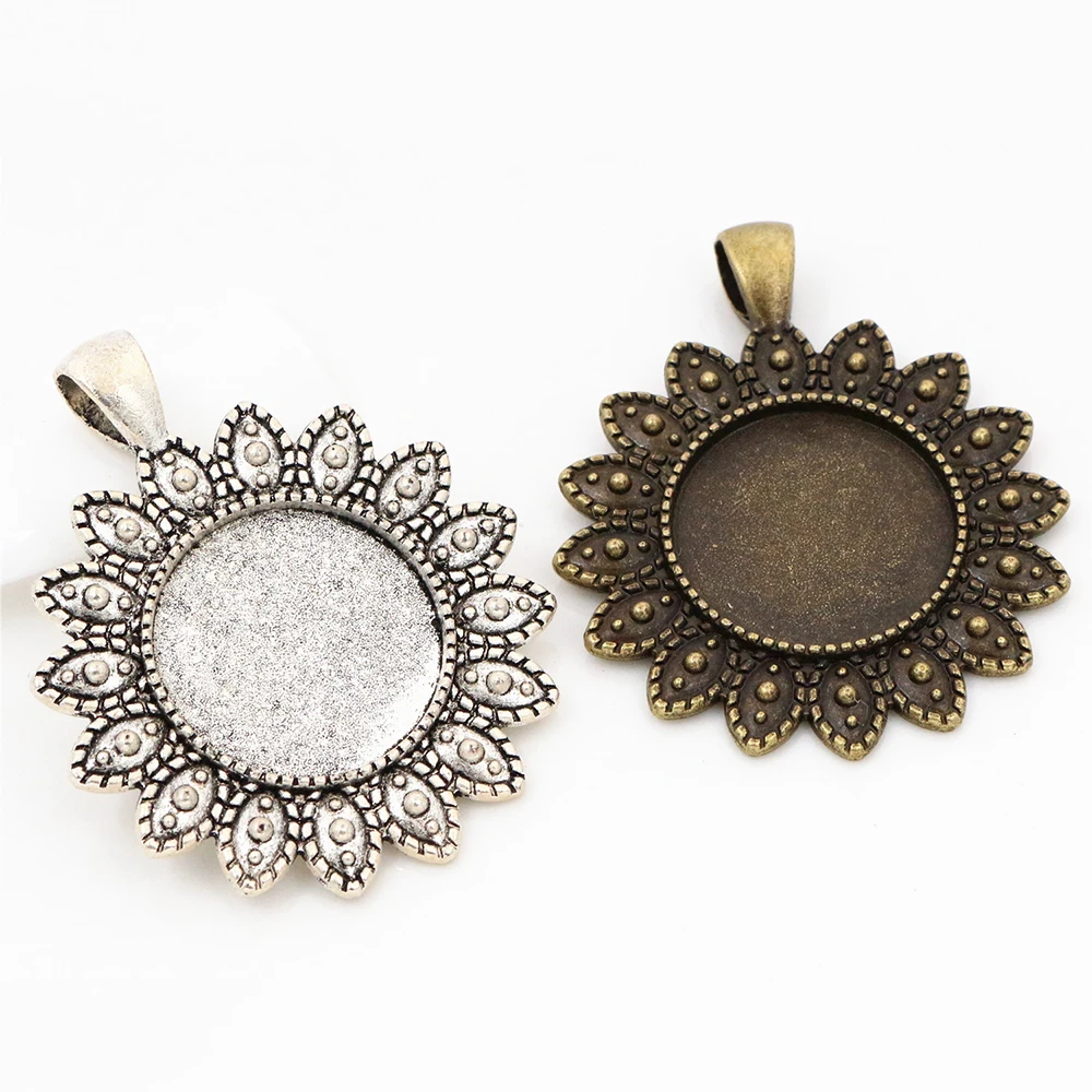 

5pcs 20mm Inner Size Antique Bronze and Antique Silver Plated Flower Style Cabochon Base Setting Charms Pendant