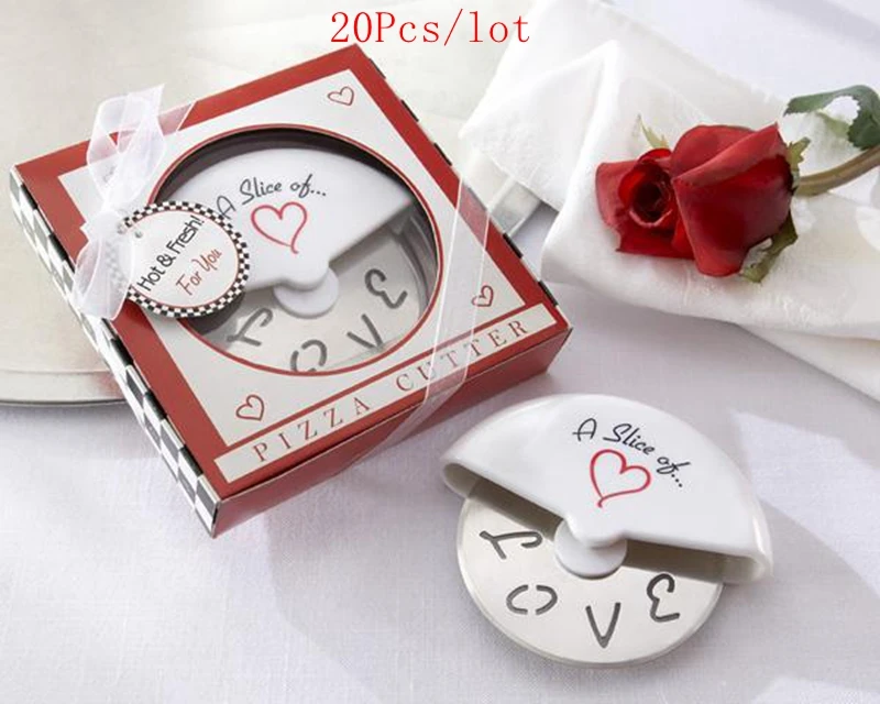 

(20 Pcs/Lot) Practical Kitchen and table Decoration Gift For Guests of Love Pizza Cutter for Bridal shower Party Favors