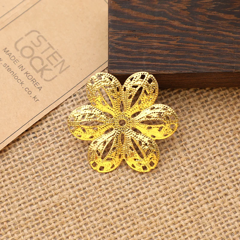 10Pcs Gold Flower Filigree Wraps Connectors Metal Crafts Gift Hair Jewelry Accessories Ancient Fashion Decorative Findings