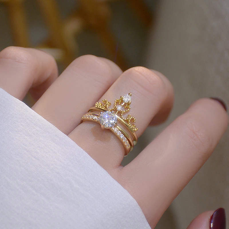 New Girls 14K Plated Gold Luxury Glamour Delicate Princess Tiara Crown Shiny CZ Ring Ladies Engagement Jewelry Anniversary Gift