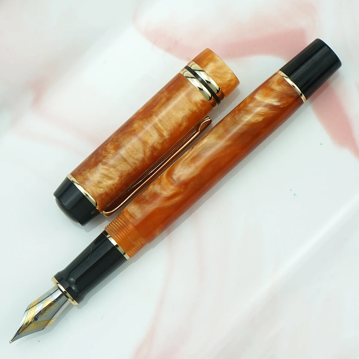 

Kaigelu 316 Celluloid Fountain Pen, Beautiful Orange Color Iridium EF/F/M Nib Writing Ink Pen Office Business School Gift Pen