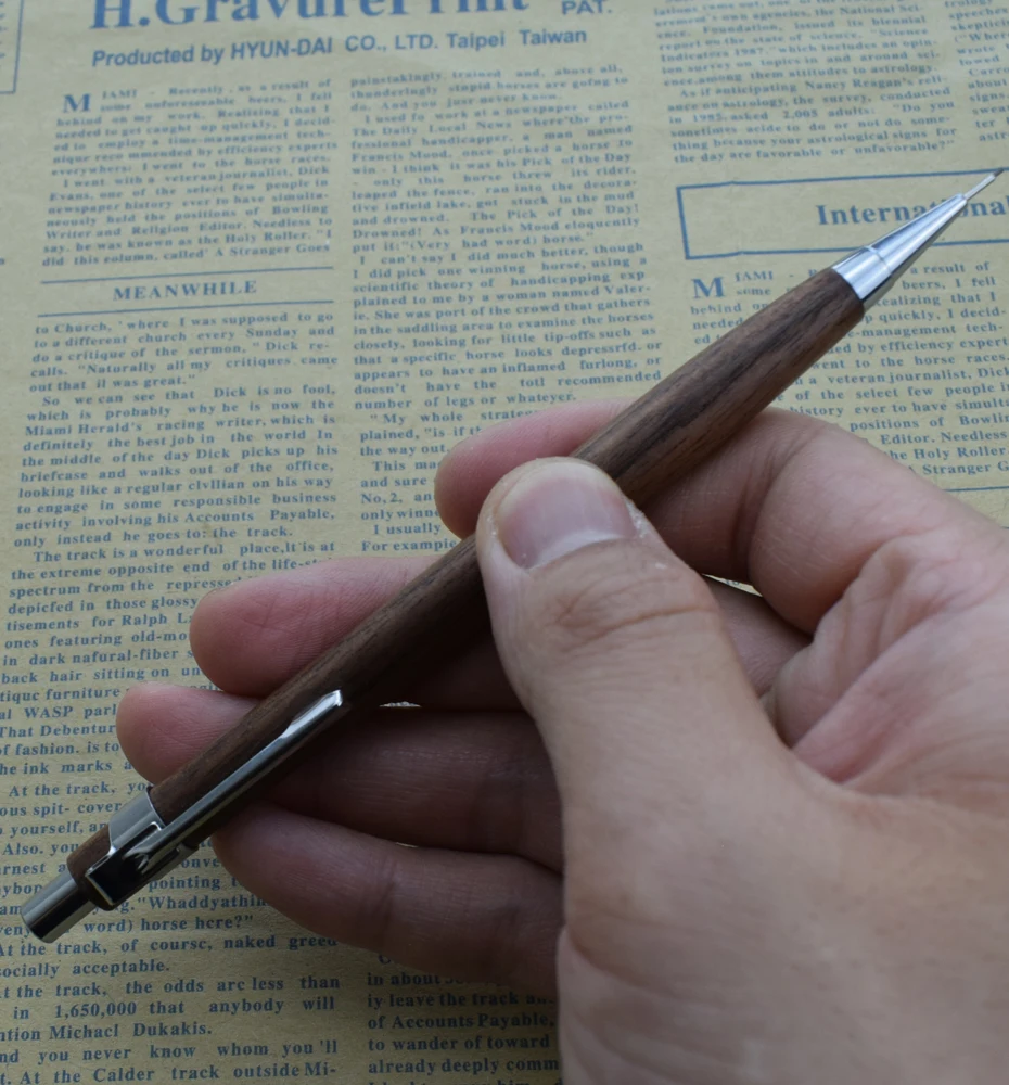 Holz-Druckbleistift, 0,5 mm, automatischer Stift für Büro, Schule, Natur, Walnussholz, Zeichnen, Schreiben, traditionelles chinesisches Briefpapier – Detail 5