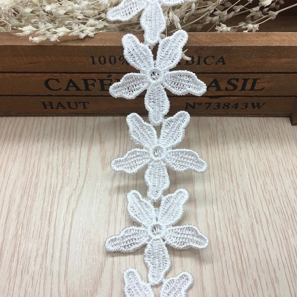 Bestickt Fünf-blatt Blume Ornament Spitze Stoff Trim Bänder DIY Nähen Handgemachten Schmuck Halskette Bekleidungs Handwerk Materialien