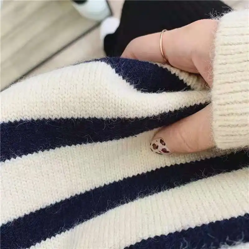 2022 Women\'s striped knitted sweaters Women\'s casual Women\'s Jumper Women\'s Autumn / Winter retro Jumper