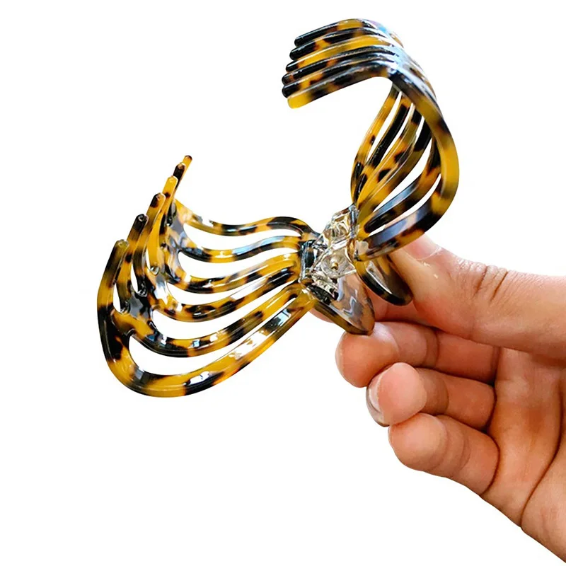 Fermagli per capelli con squalo acrilico a onda cava geometrica retrò per ragazze Accessori per capelli con forcine per temperamento ondulato