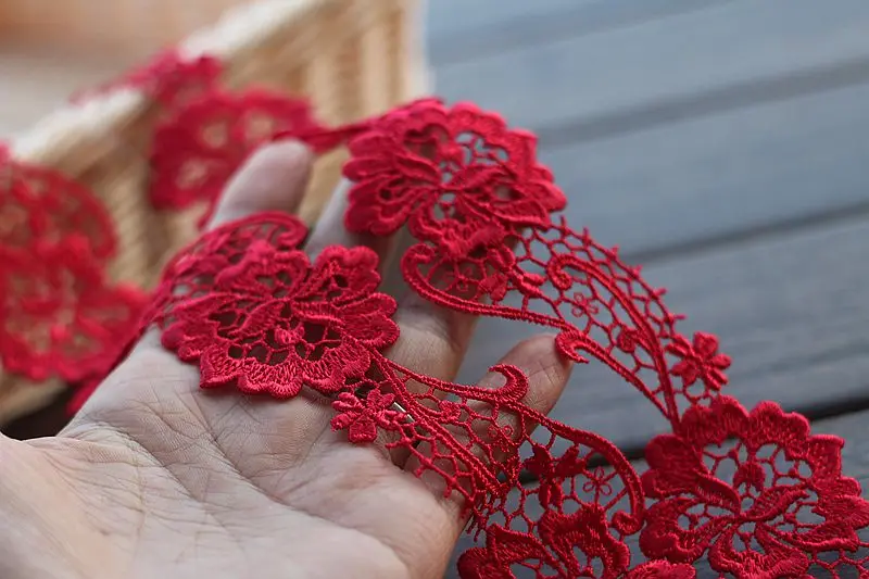 4cm wide (2yards/lot) Red Flower Embroidery Venise Water Soluble Lace Trim for Wedding Bridal Embroidery