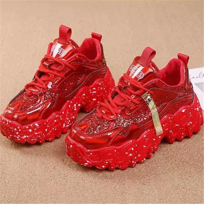 Moda kobiety buty tata Chunky Sneakers kobiety luksusowe wygodne błyszczące gruba podeszwa damskie platformy Wave Bottom trenerzy kobieta