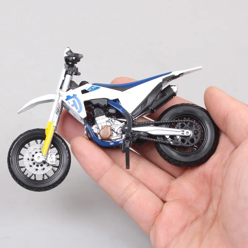 Supermoto Modelo Motocicleta Diecasts e Veículos De Brinquedo, Bburago, Husqvarna FS 450, Motocross Endurance Racing Bike Replica, 1:18 Escala