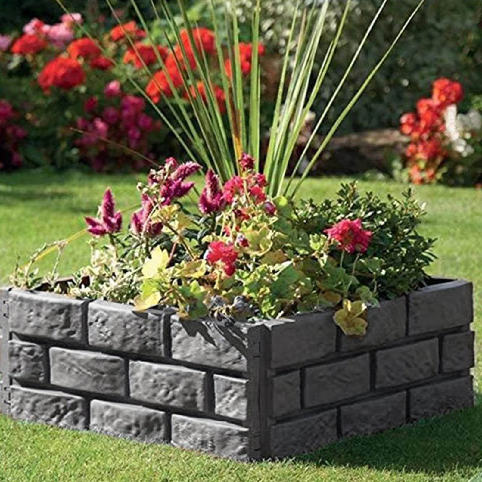 

4pcs Detachable Plastic Gray Fences Imitated Stone Garden Frame and Lawn Edge Multifunctional Brick Effect Protective Children