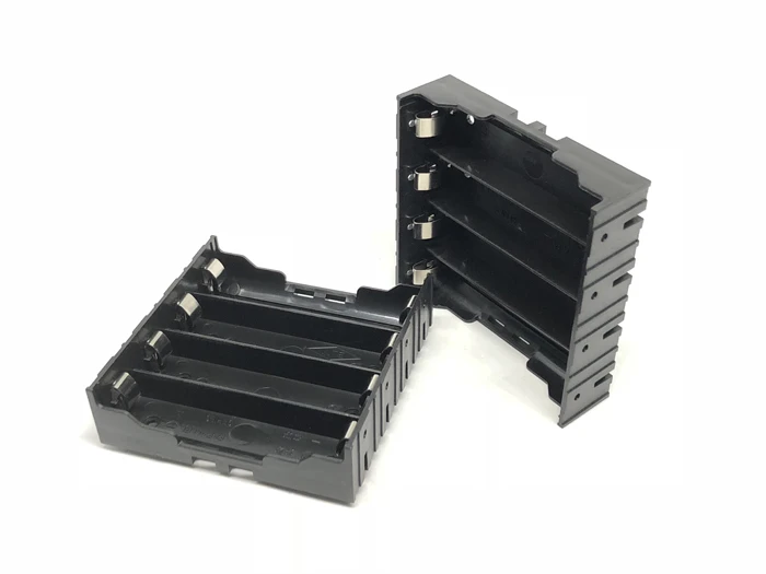 MasterFire 500 pz/lotto di Plastica Scatola di Immagazzinaggio Del Supporto Della Copertura di Spille per 4x18650 Cassa di Batteria Clip di Supporto 4 Spille Contatto 3.7V DC Black