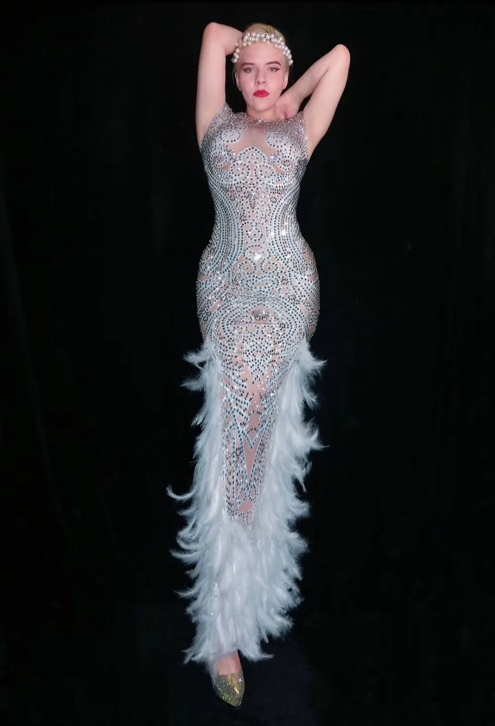 Silver Rhinestones Feather ผู้หญิงนักร้องนักเต้น DS ชุดบาร์วันเกิดฉลองชุดพรหมแสดงชุดยาว