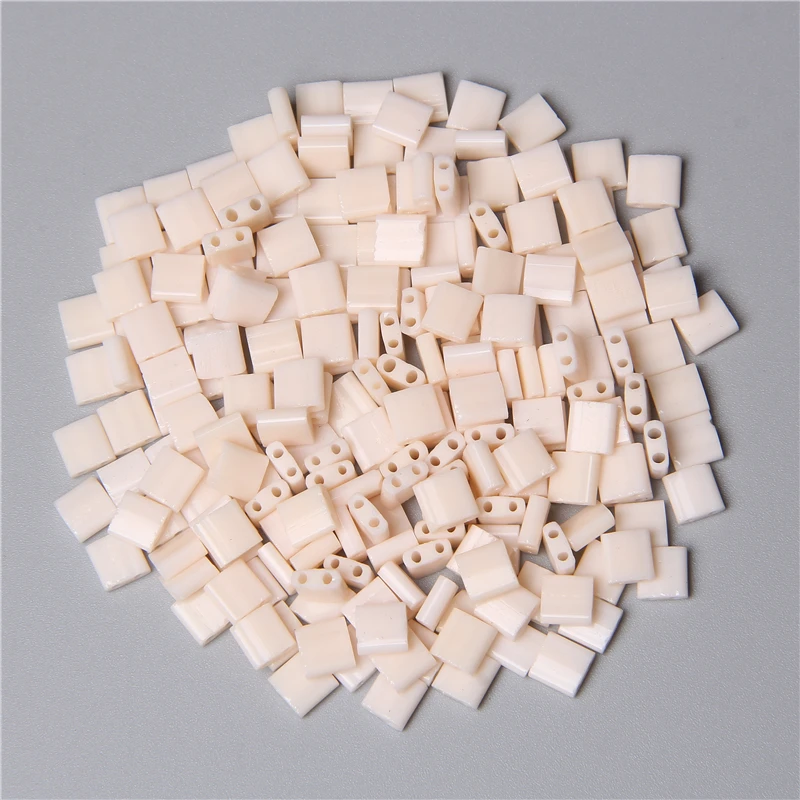3.Creamy-white