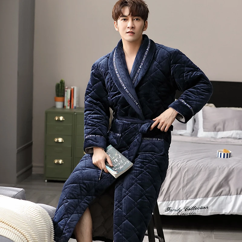 

Big yards L-3XL thick quilted coral flannel long-sleeve male robe letter stitching bathrobes male sleepwear winter pijama hombre