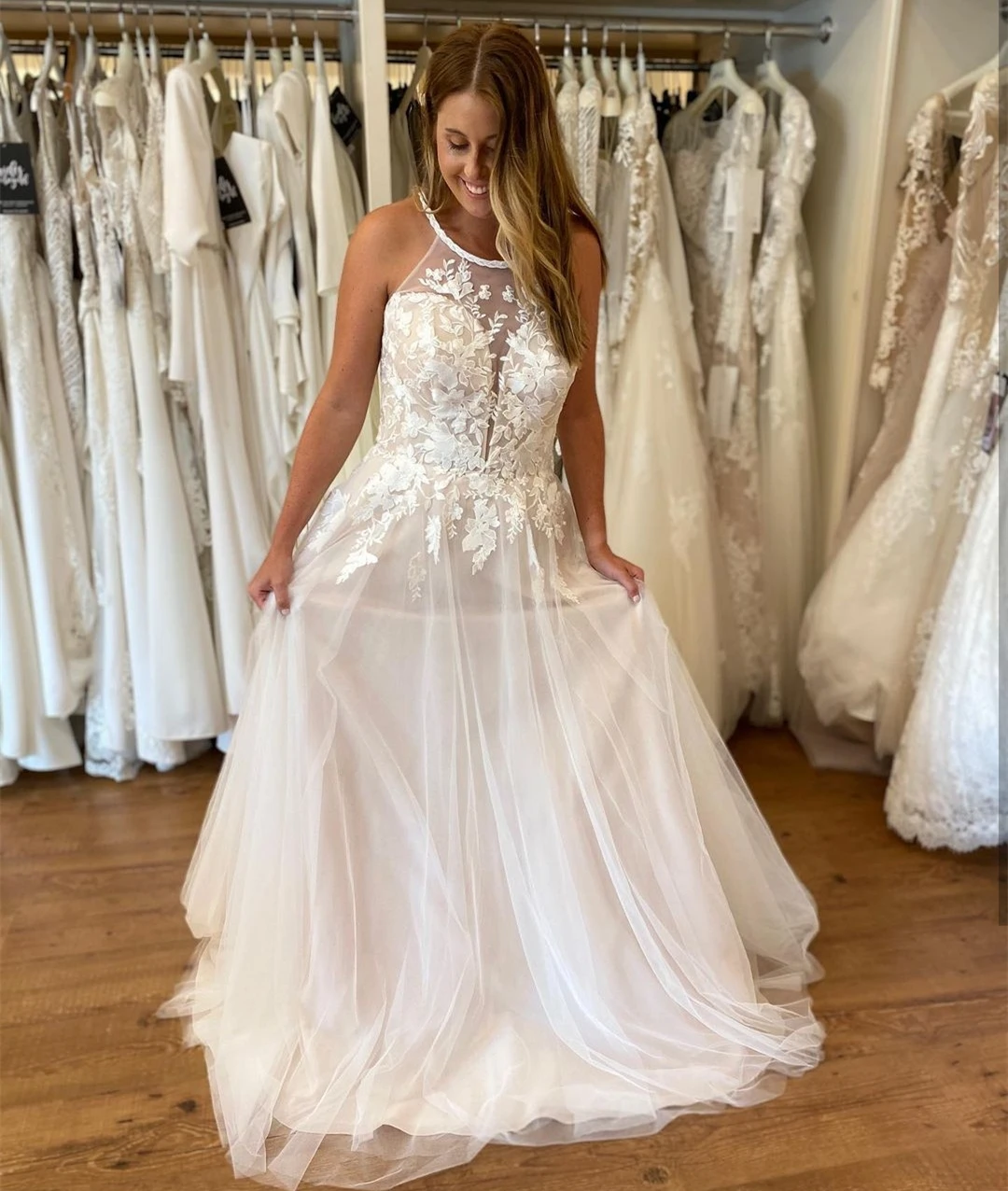 Wedding Dress Halter Lace Appliques Sleeveless Tulle Women Bridal Gowns Charming For Lady Bohemian White Beach Simple Robe DE