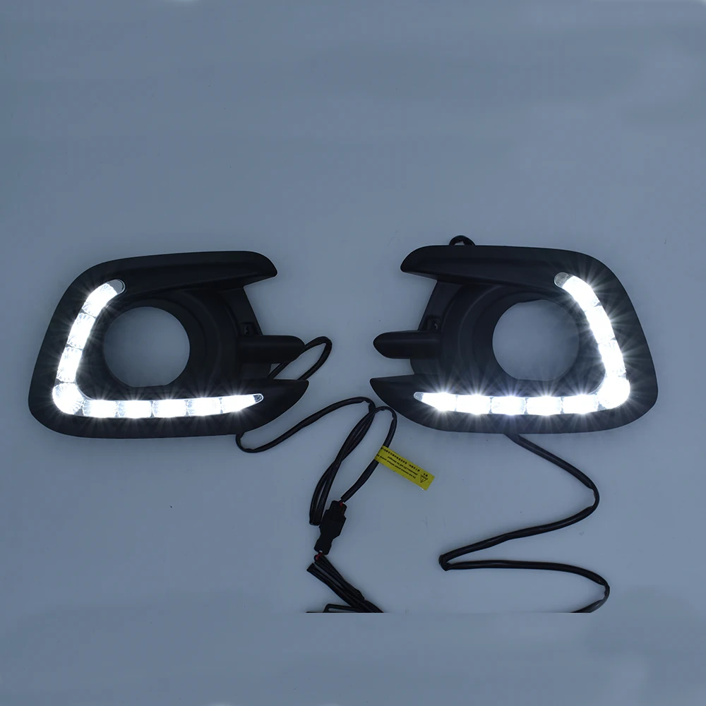 1Pair Turn signal Yellow Flashing 12V Car LED Daytime Running Lights LED DRL Daylight E-mark Fog Lamp Cover for Pajero 2013~2015