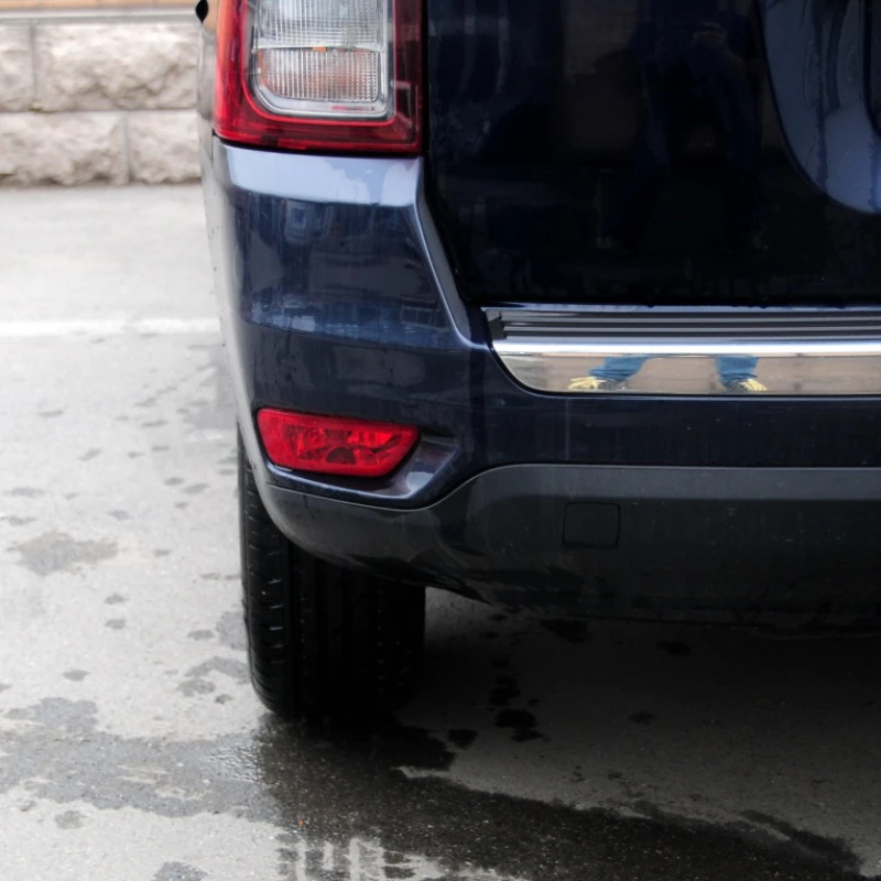 Rear Bumper Fog Lamp Cover For Jeep Compass Grand Cherokee 11-16 For Dodge Journey 11-16 Fog Light Reflector Housing No Bulb