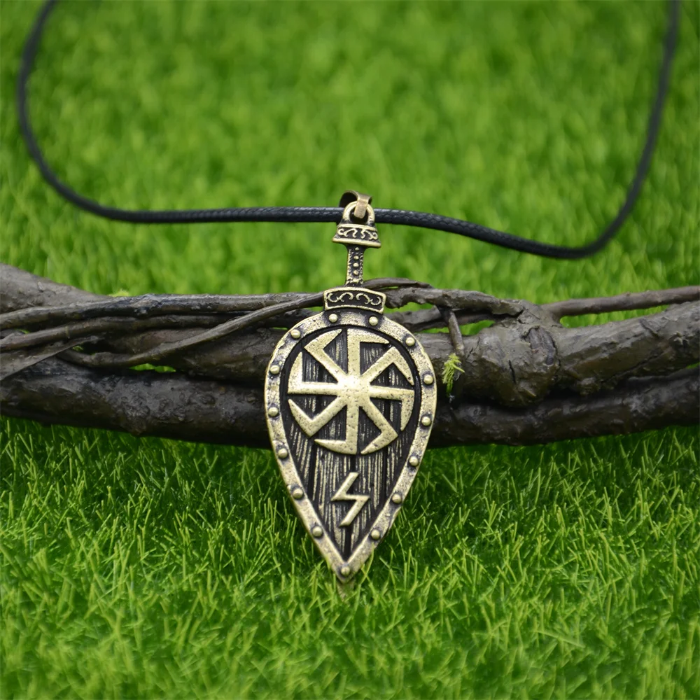 Slavic Kolovrat Shield Pendant Viking Jewelry Mens Necklaces Runic Runes Sowulo Sun Protection Talisman Amulet