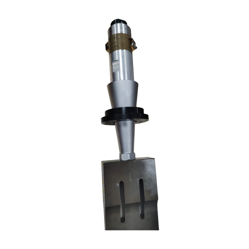 15KHZ 2600W Ultrasonic Face Mask ตัดซีลเชื่อมเครื่อง Transducer Horn พลาสติก Nonwoven ผ้าเครื่องเชื่อมอุปกรณ์15K