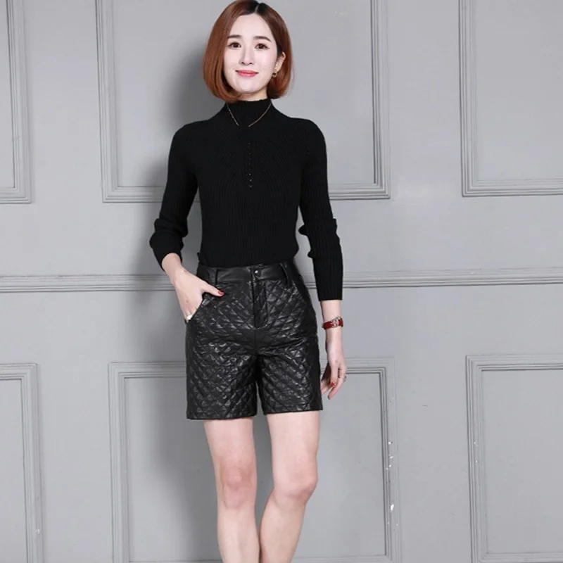 Style Korean Womens Diamond Lattice Design Genuine Leather High Waist Shorts Pockets Thicken Fashion Sheepskin Wide Leg Shorts