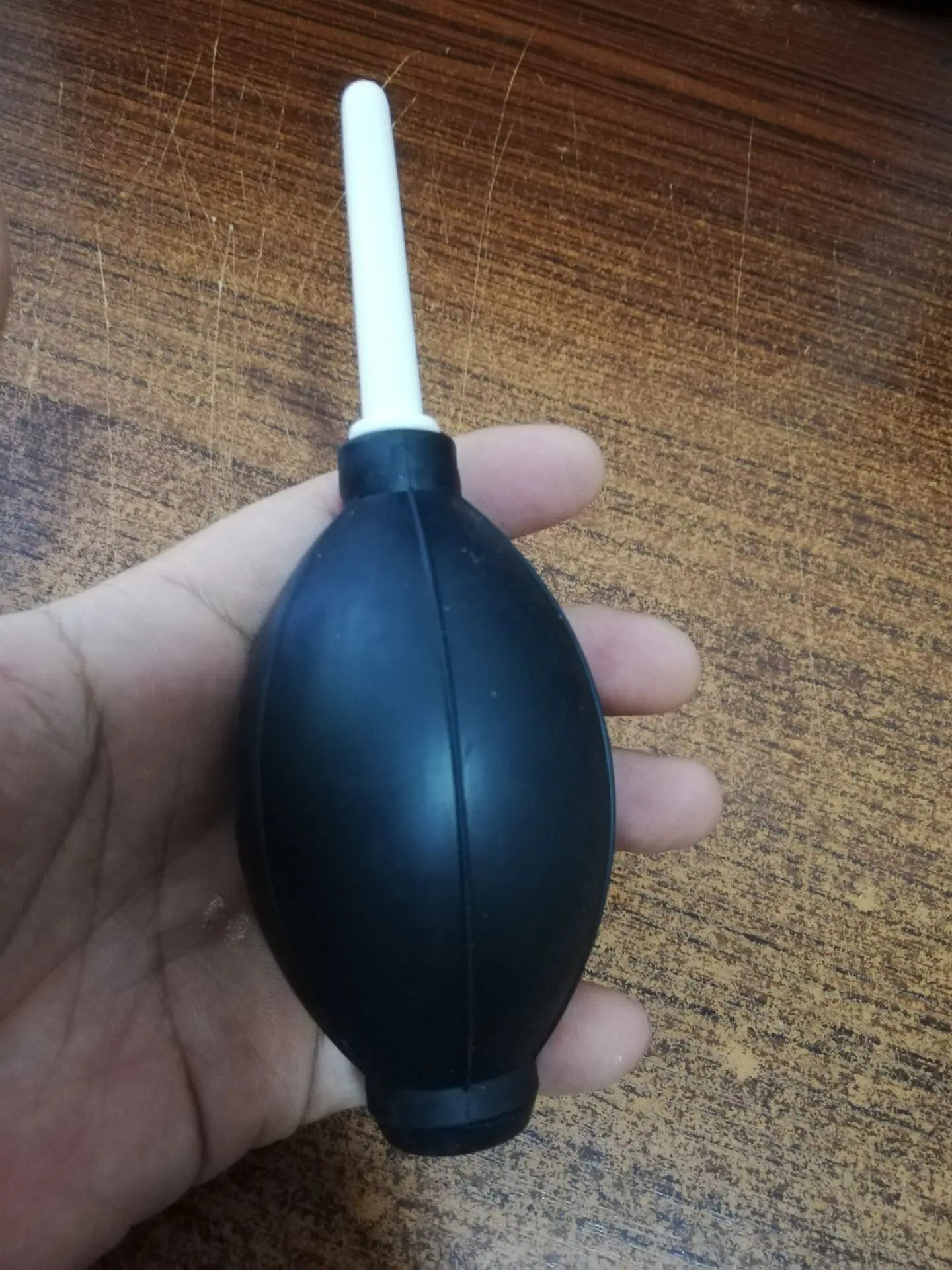 Universal Dust Blower Cleaner Rubber Air Blower Cleaning Tool for Camera Lens, Lens UV Filter, Sensor, DV and Computer Keyboard
