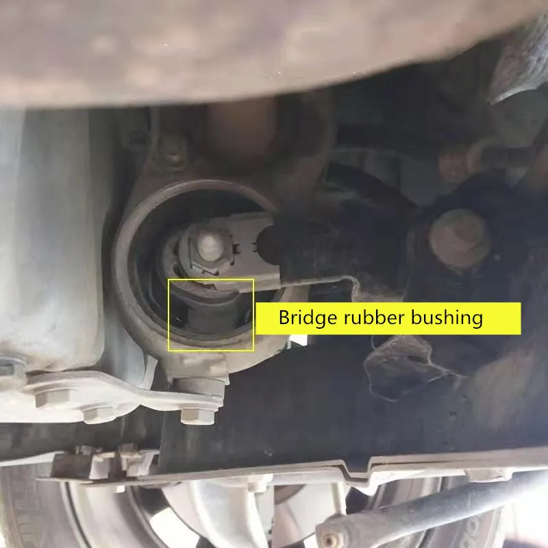1807L7 for Peugeot 206 207 Citroen C4 engine lower right bracket bushing rubber sleeve engine mounting bracket