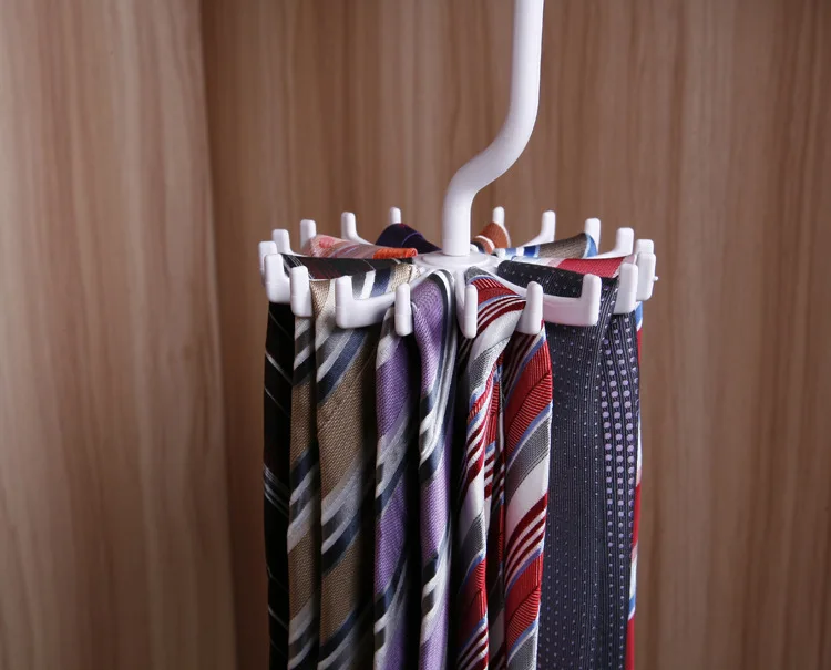 11ซม.พลาสติก Tie Rack สำหรับ20 Pcs จอแสดงผลสำหรับเนคไท Men 'S Must