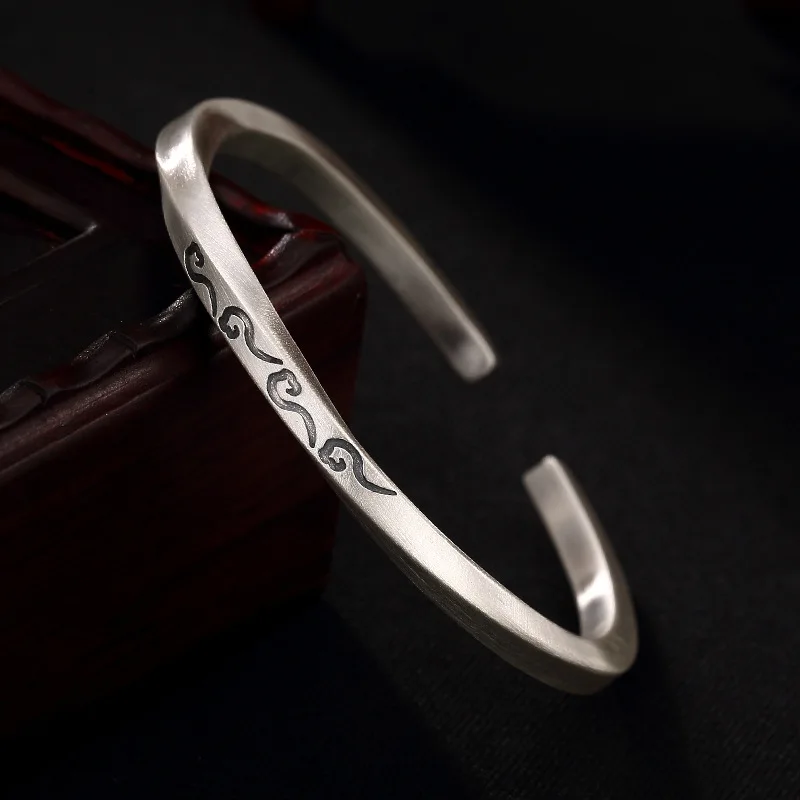 

★S999 pure silver Mobius ring Xiangyun Bracelet foot silver retro loose twisted simple female Bracelet solid bracelet