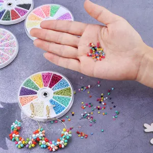 طقم حبة زجاجية لصنع المجوهرات ، السحر ، سوار ، قلادة ، أقراط ، حرف DIY ، الحرف اليدوية ، 12 شبكة ، 2000 قطعة / الكثير أفضل 8 طقم خرز مبيعا للمجوهرات - رقم 1