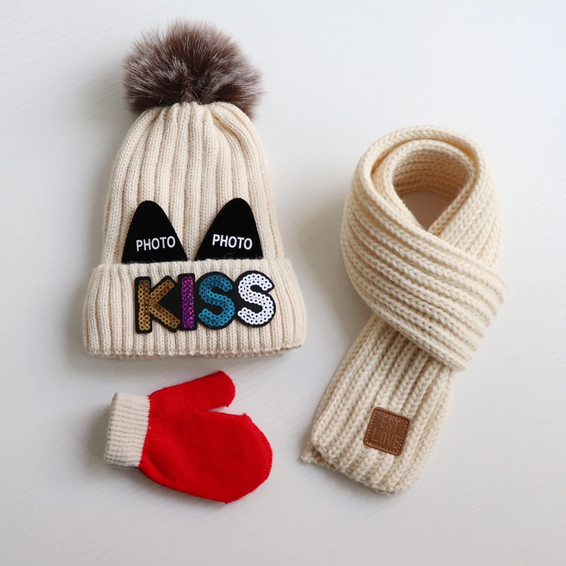 Baby hat scarf gloves three - piece set Autumn winter children's hat scarf Thick woolen hats for boys and girls Cute woollen hat