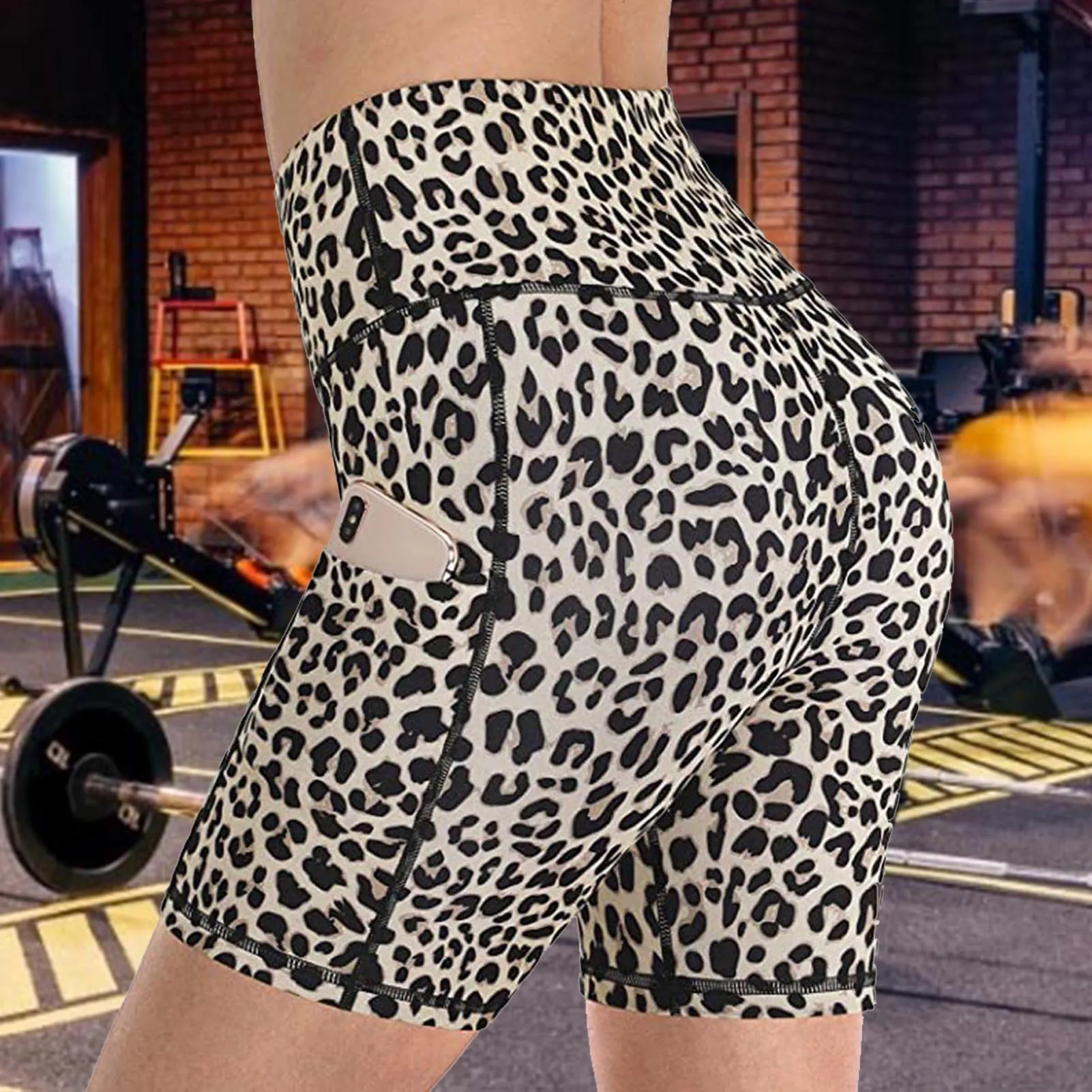 Women shorts Leopard Snake print Leggings hip-lifting fitness shorts side pocket Tight hot pants Middle waist lady yoga pants