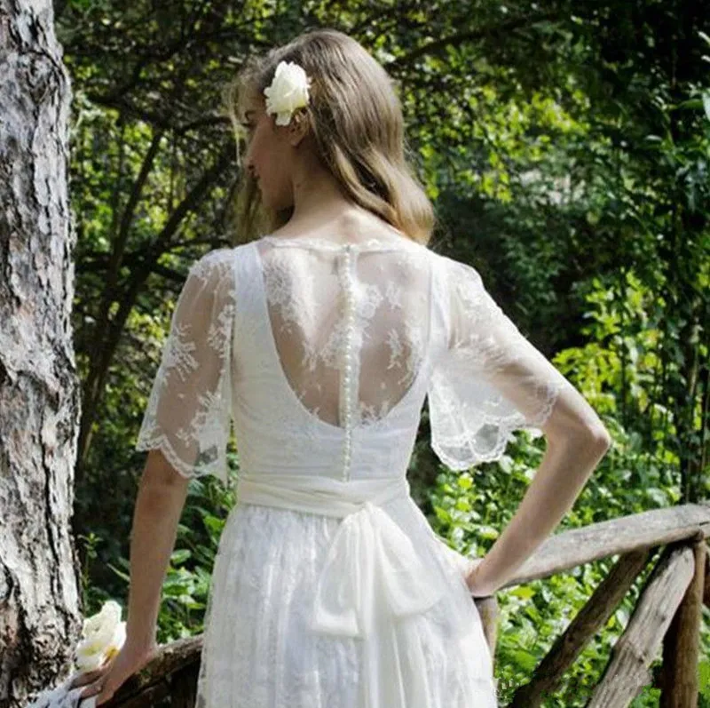 Boho 2020 Lace Wedding Dresses Bohemian Beach Garden Half Sleeve Appliqued Bridal Gown Robes De Mariée