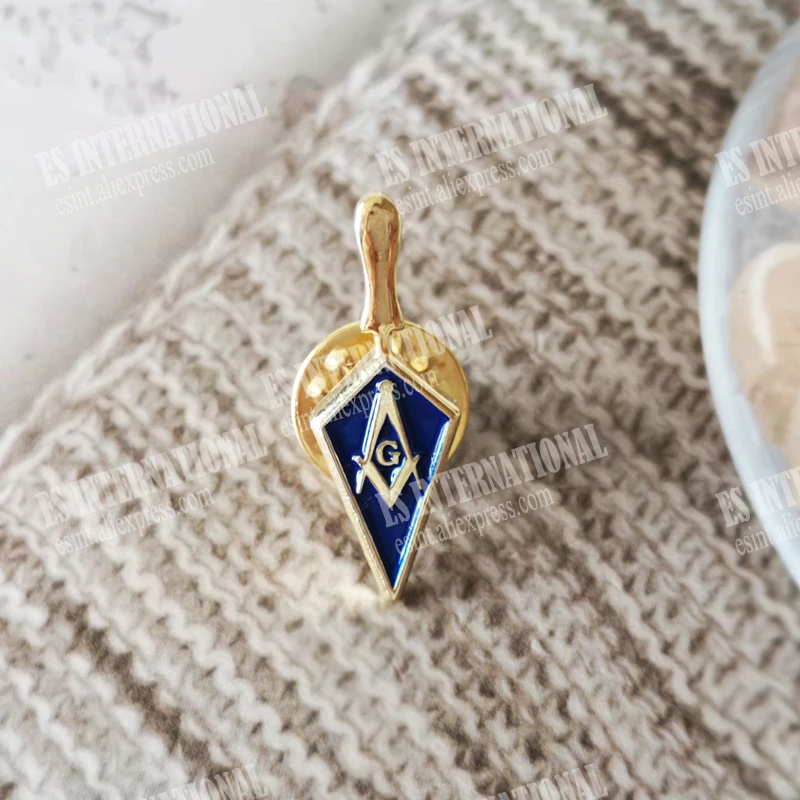 Masonic Lapel Pins freemasonary Badge Mason Freemason Trowel G 3D spade cartoon creative personality versatile BLM24 size1*2.6cm