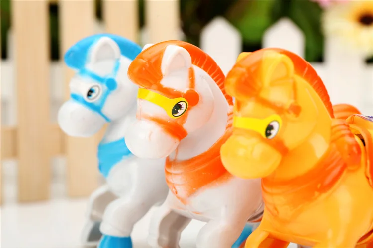 Cute Animal Running Moving Horse Retro Classic Clockwork Toy Gift for Kids Children Baby Action Vintage Toy Figures