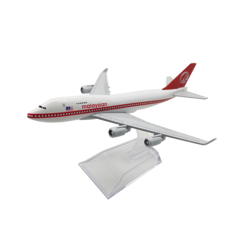 

16CM Diecast 1:400 Scale Malaysia Airline Plane Model Toys Airplane 747 B747 Model with Base Alloy Aircraft Plane Toy Models