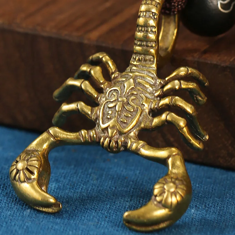 Pure Brass Vintage Solid Scorpion Figurine Car Keychain Pendant Jewelry Handmade Copper Animal Woven Rope Key Chain Ring Hanging