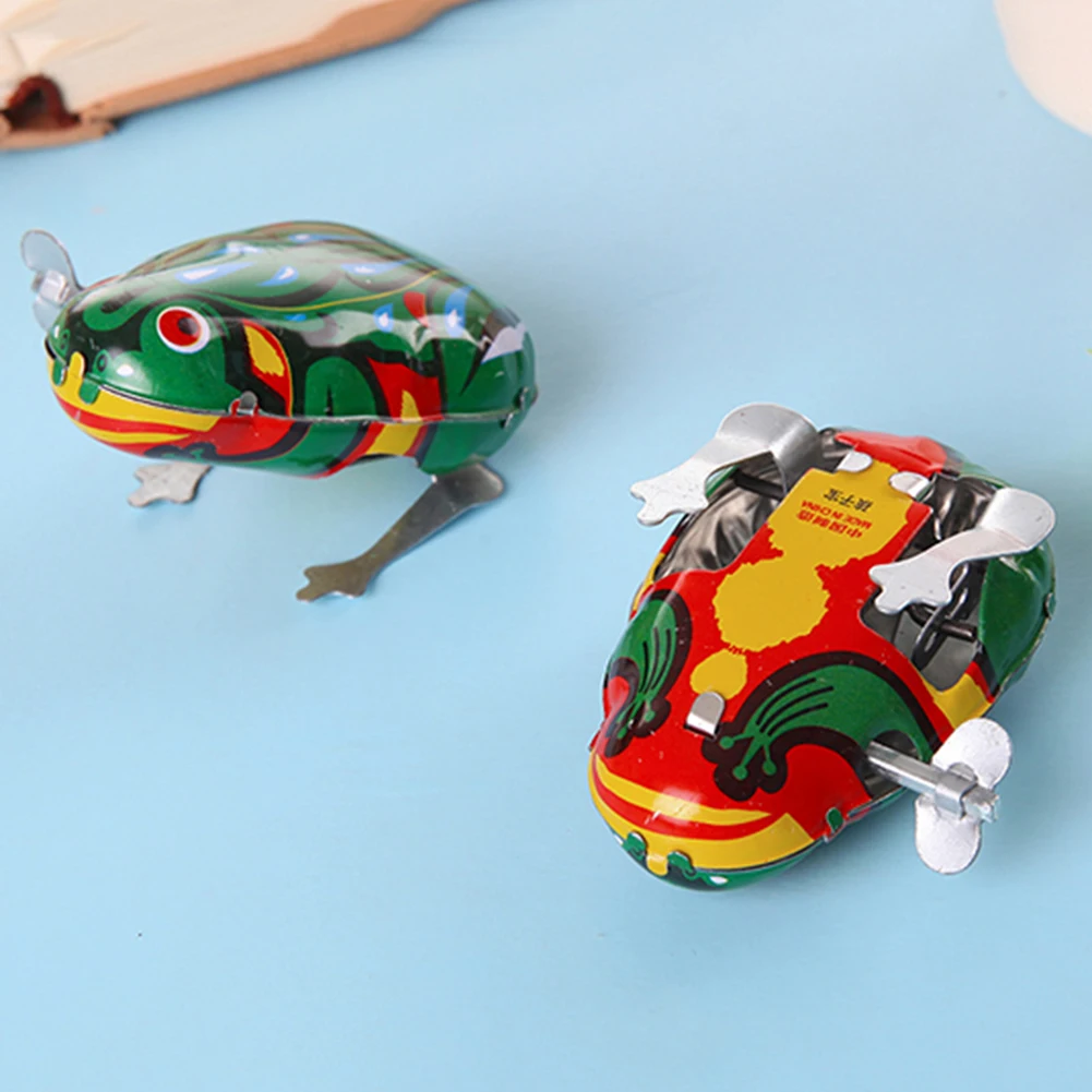 Kids Classic Frog Toy Wind Up Clockwork Toy Animal Jumping Frog Children Boys Educational Toy