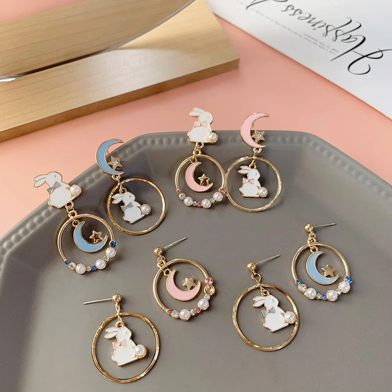 Pendientes de tuerca de conejo de dibujos animados para mujeres y niñas, estrella, Luna, círculo colgante, nuevo, encanto Popular, joyería, los mejores regalos