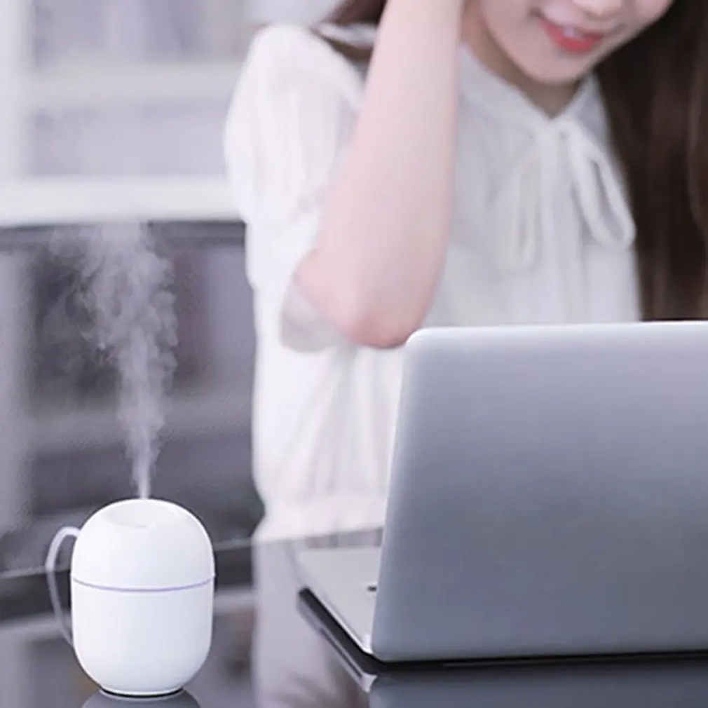 Pelembap udara Mini Desktop Usb, pengukur pengisian daya air mobil dengan lampu malam, aksesori stik spons pelembap udara