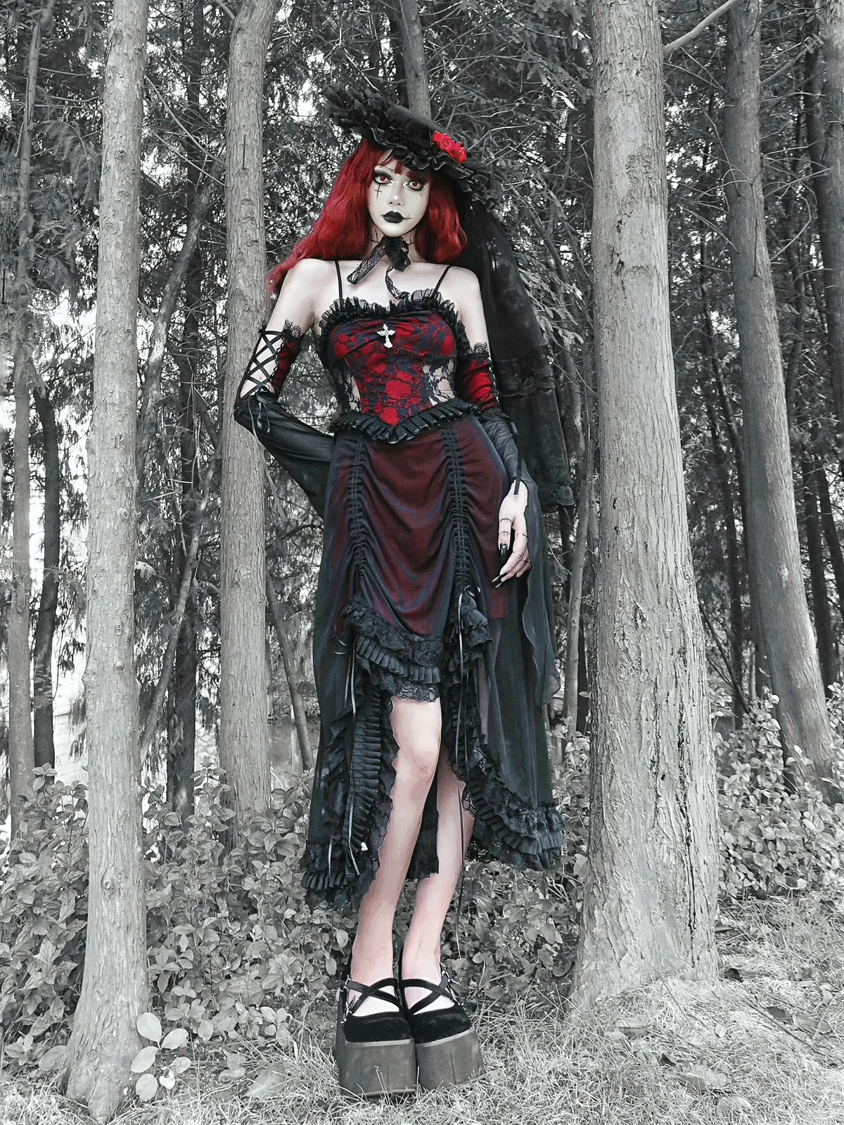 Imagem -03 - Vestido de Suspensão de Renda Gótico Vampiro Preto Cordão Vermelho Vestido Assimétrico Manga Mosca Escura Suprimento de Sangue Halloween Original