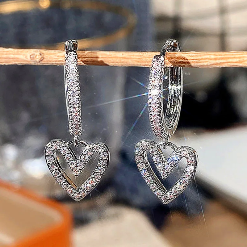 Huitan Mode Frische Herz Baumeln Ohrringe für Frauen Mosaik Glänzenden CZ Stein Einfache Stilvolle Weibliche Ohrringe Koreanischen Stil Schmuck