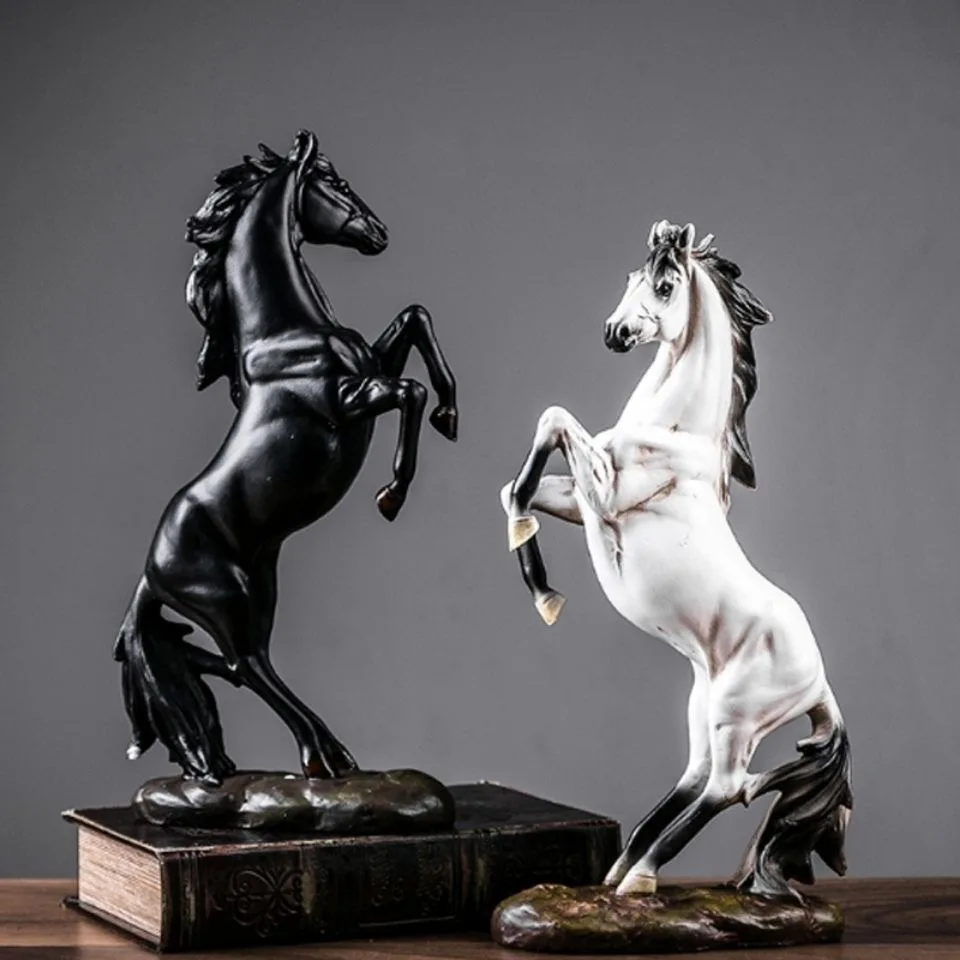 

Strongwell Creative Running Horse Sculpture Home Decoration Horse Head Statues Home Furnishings Business Gifts Bookcase Decors