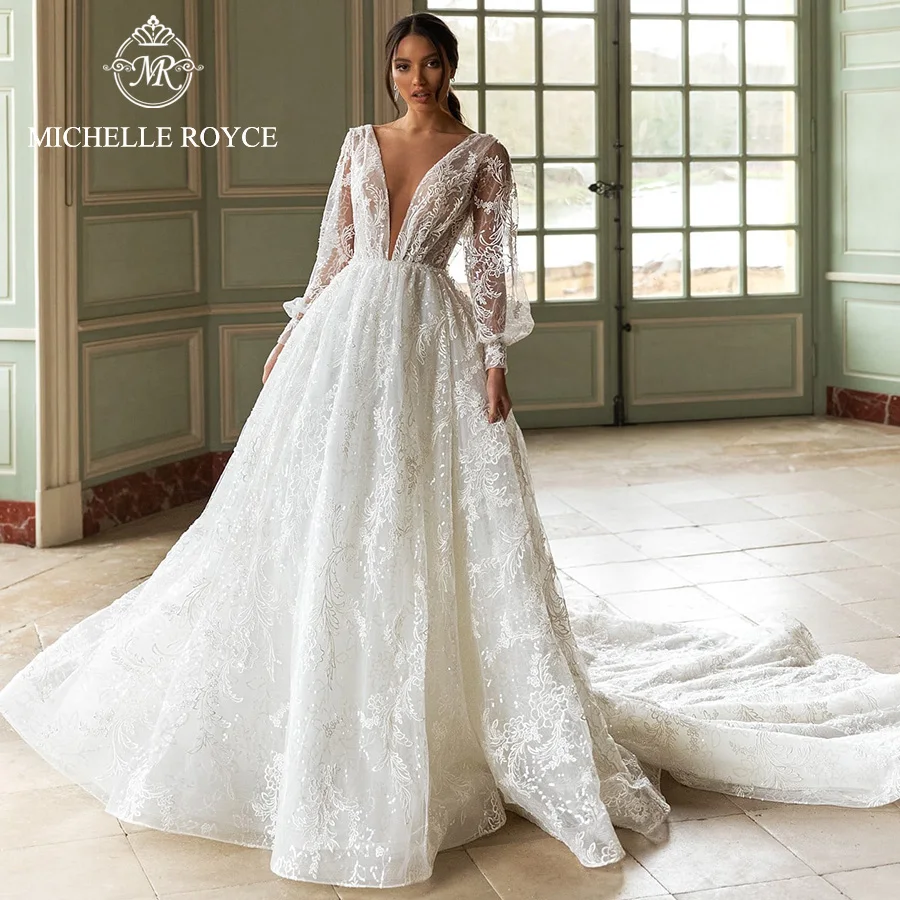 Michelle Royce A-Ling Wedding Dresses 2021 Sexy Deep V-Neckline Appliques Button Chapel Train Bridal Gowns Vestido De Noiva