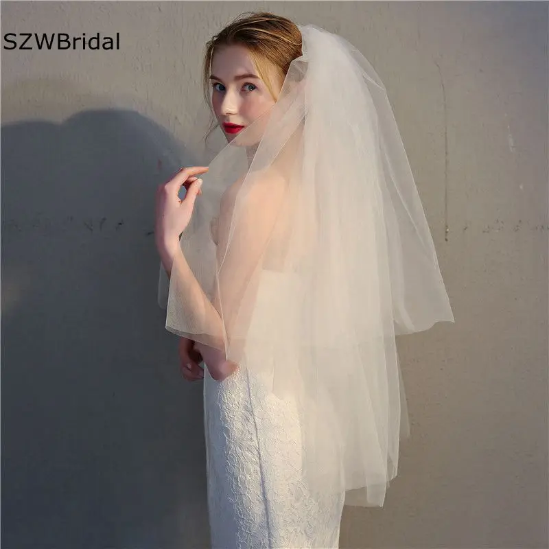 

New Arrival Two Layers Cheap Wedding Veils Cut edge White Ivory Bridal hair accessories Short Veil Welon Gelin şapkalar