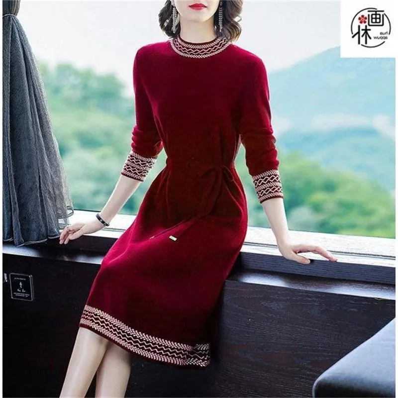 Fashion Retro Knitting Sweater Dress For Autumn & Winter 2024 New Half Turtleneck Slim Knee-length Out Wear Long Sleeve