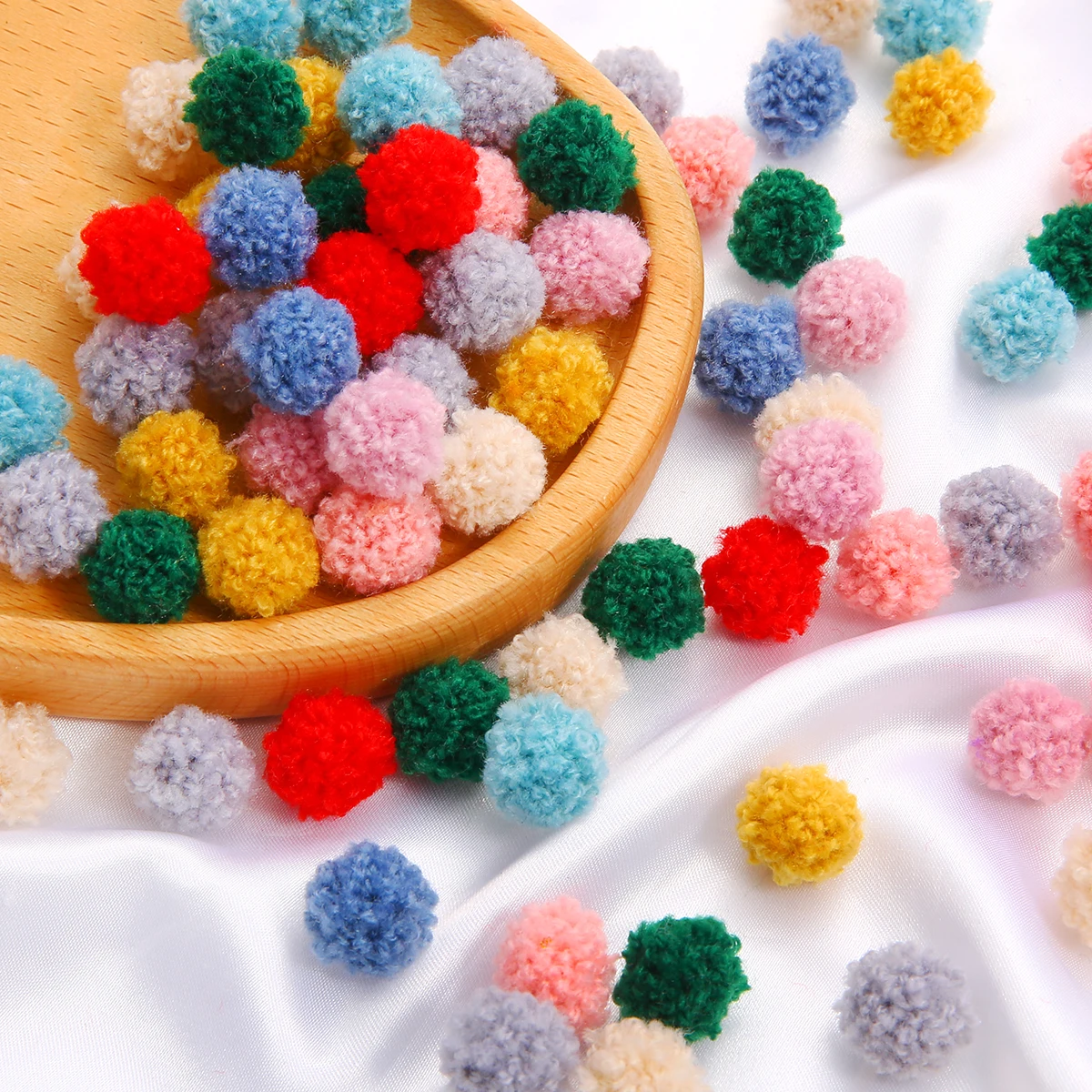 15/20mm Soft Round Pompom Balls Fluffy Pom Beads Charms Pendant For Kids DIY Earring Handcraft Christmas Sewing Supplies