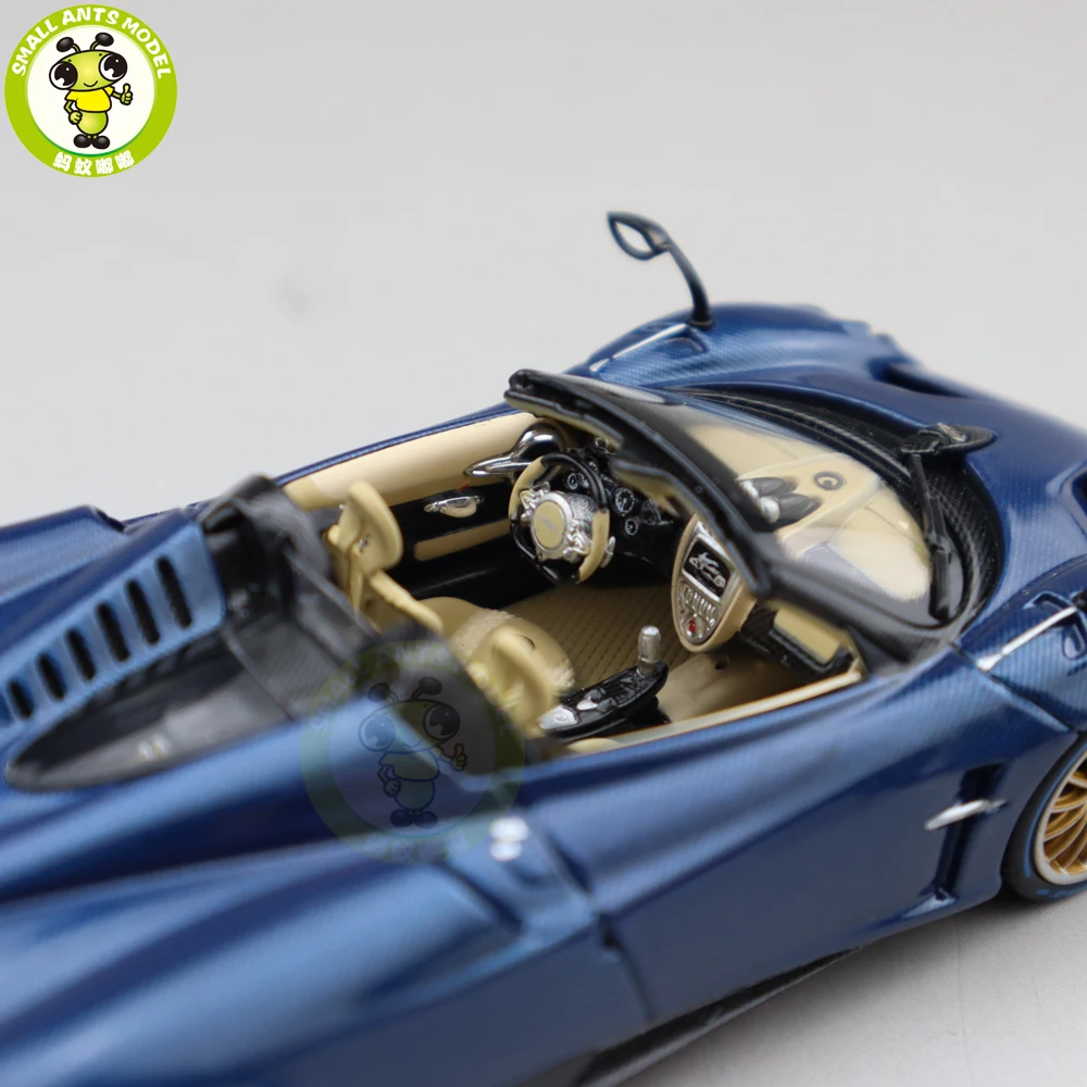 1/43 ALMOST REAL Huayra Roadster 2017 Racing Car Diecast Model Car Toys Boys Girls Gifts