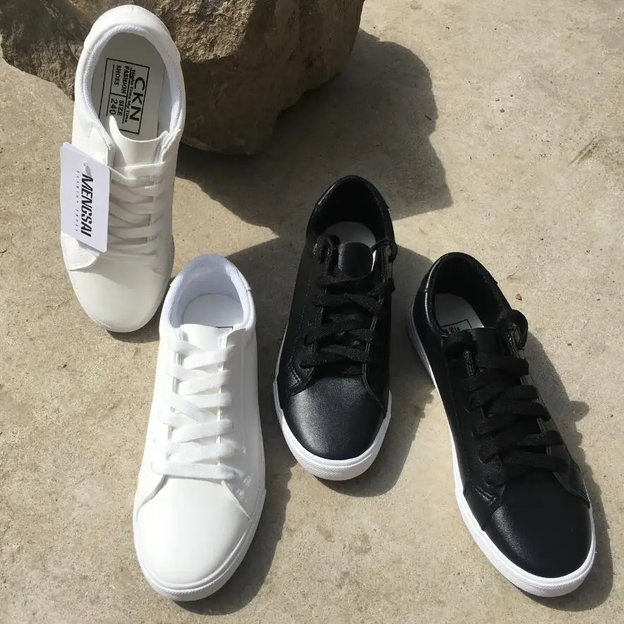 Spring and Summer New Lace-up White Shoes Women Flat Leather Shoes Women White Board Casual Shoes Women Sports Shoes