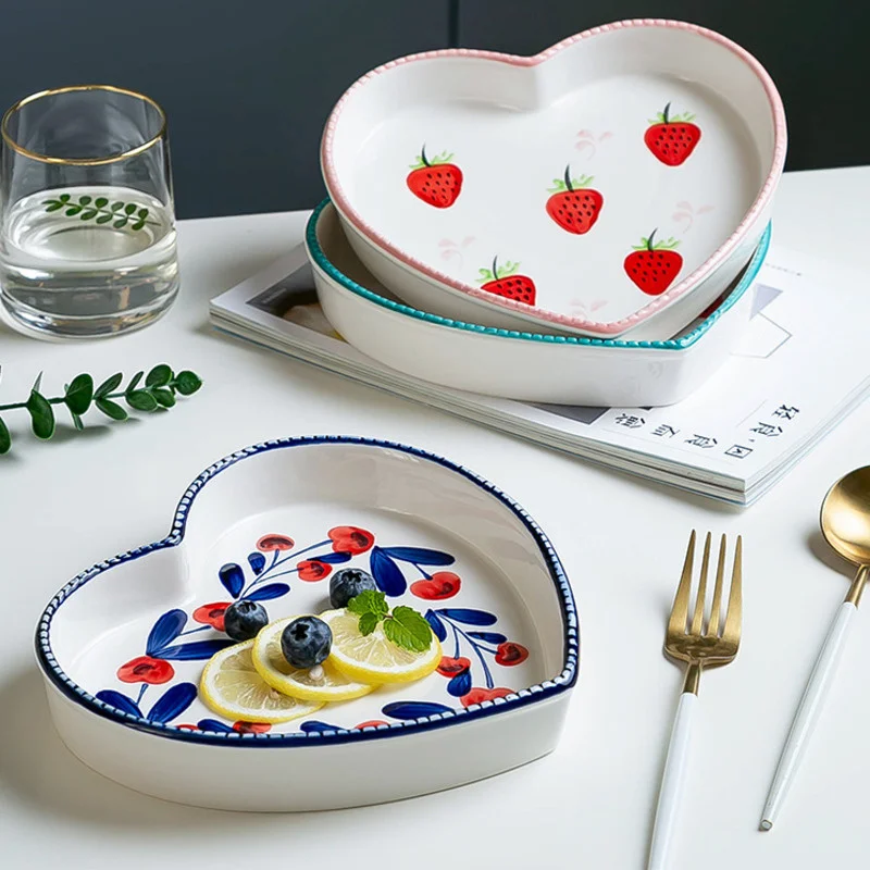 Modern housewives creative hand painted ceramic heart-shaped microwave oven baking deep tableware dinner plates