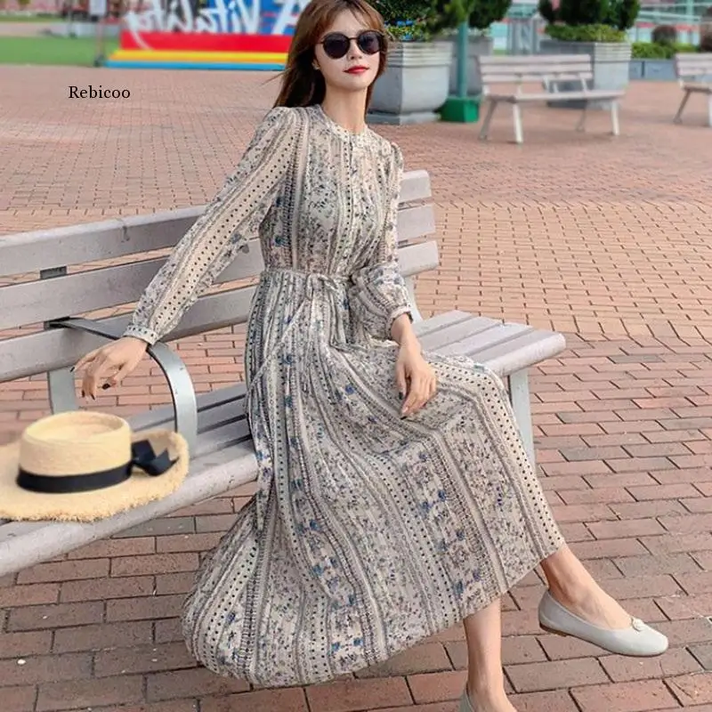 Women's Retro Irregular  Chiffon Dress Female Spring And Autumn Mid-Length Long-Sleeved Round Neck Clothes Flowers One